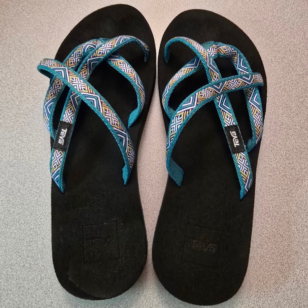 Teva Olowahu Sandals Womens Size 8 Black Teal Geometric Strappy Flip Flops Mush